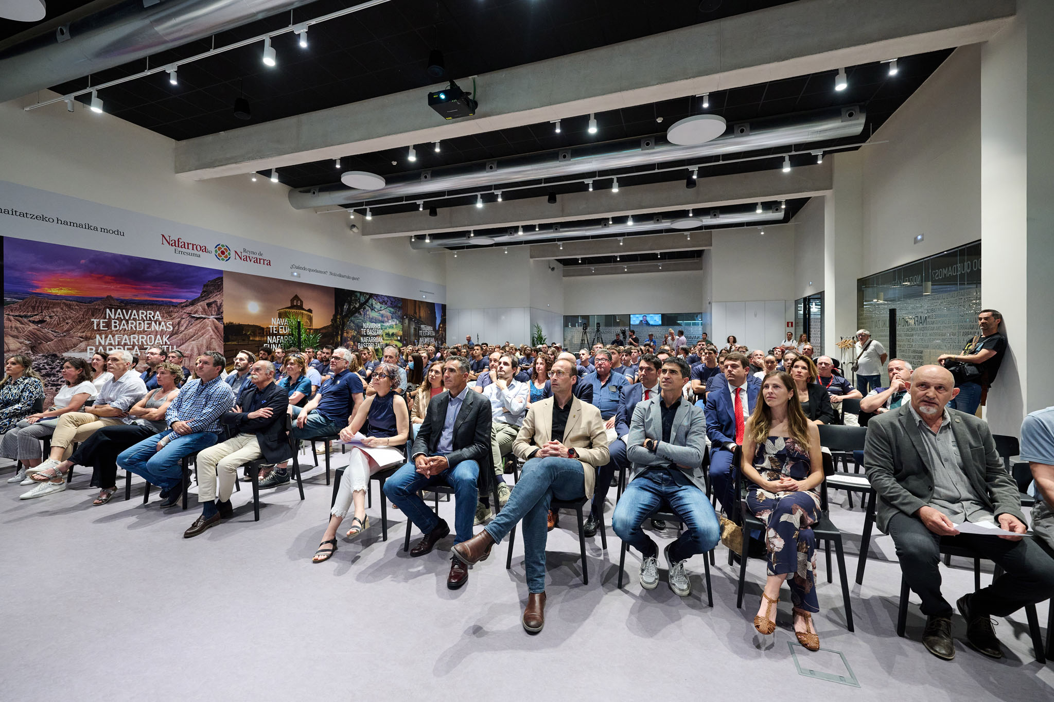 LA FMIF CONCEDE 181 BECAS EN UNA GALA CELEBRADA EN EL NAVARRA ARENA